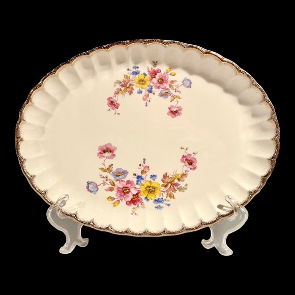 Pretty Vintage Oval Floral Serving Platter Gold Trim - Picture 1 of 5
